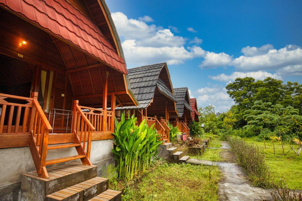Dekara Cottages Ped Bagian luar foto